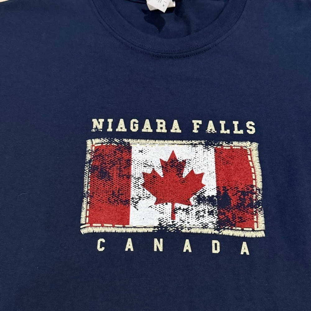 Gildan Niagara Falls Canada Unisex Tshirt Size Medium